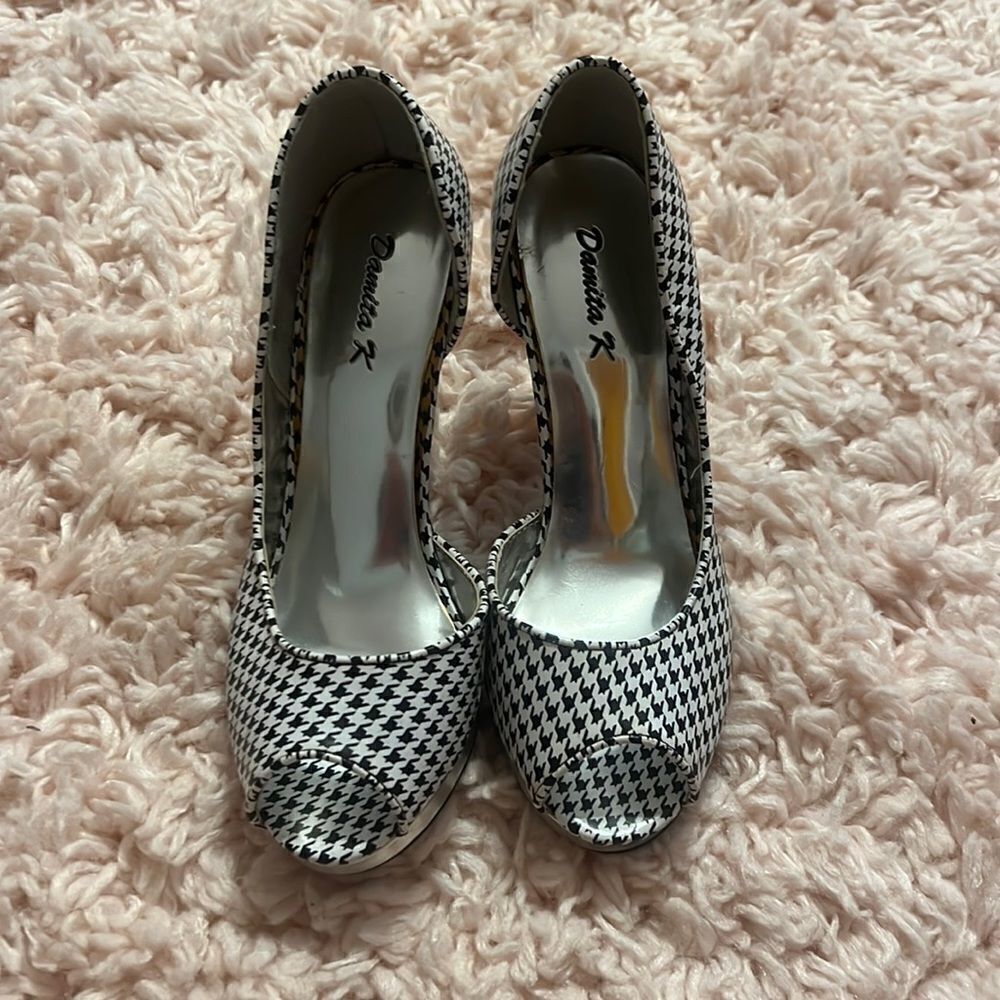Damita K Size 6 “Alice”
